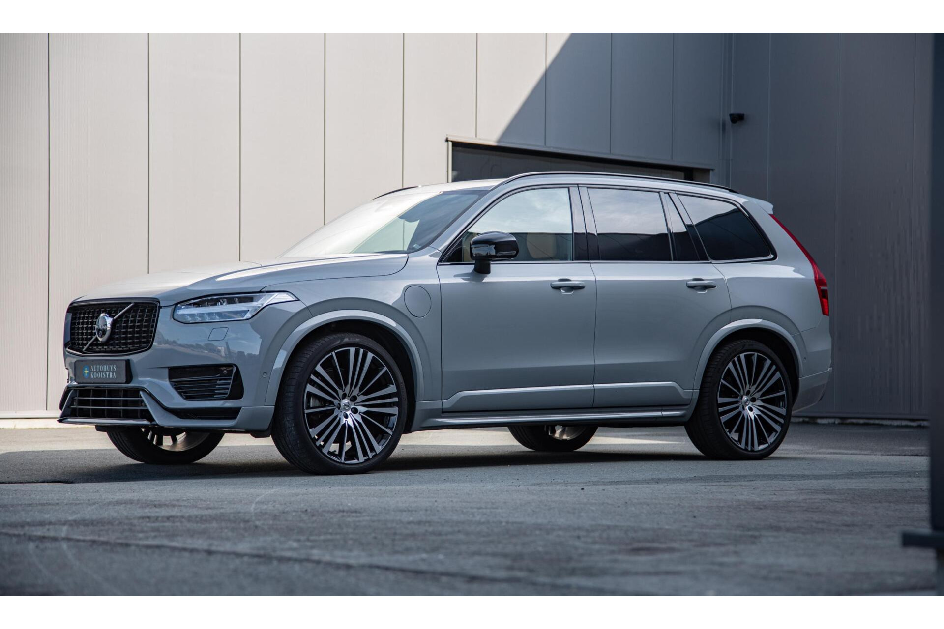 Volvo XC90 2.0 T8 Plug-in hybrid AWD Ultra Dark |Full Option|Luchtvering|Bowers&Wilkins audio