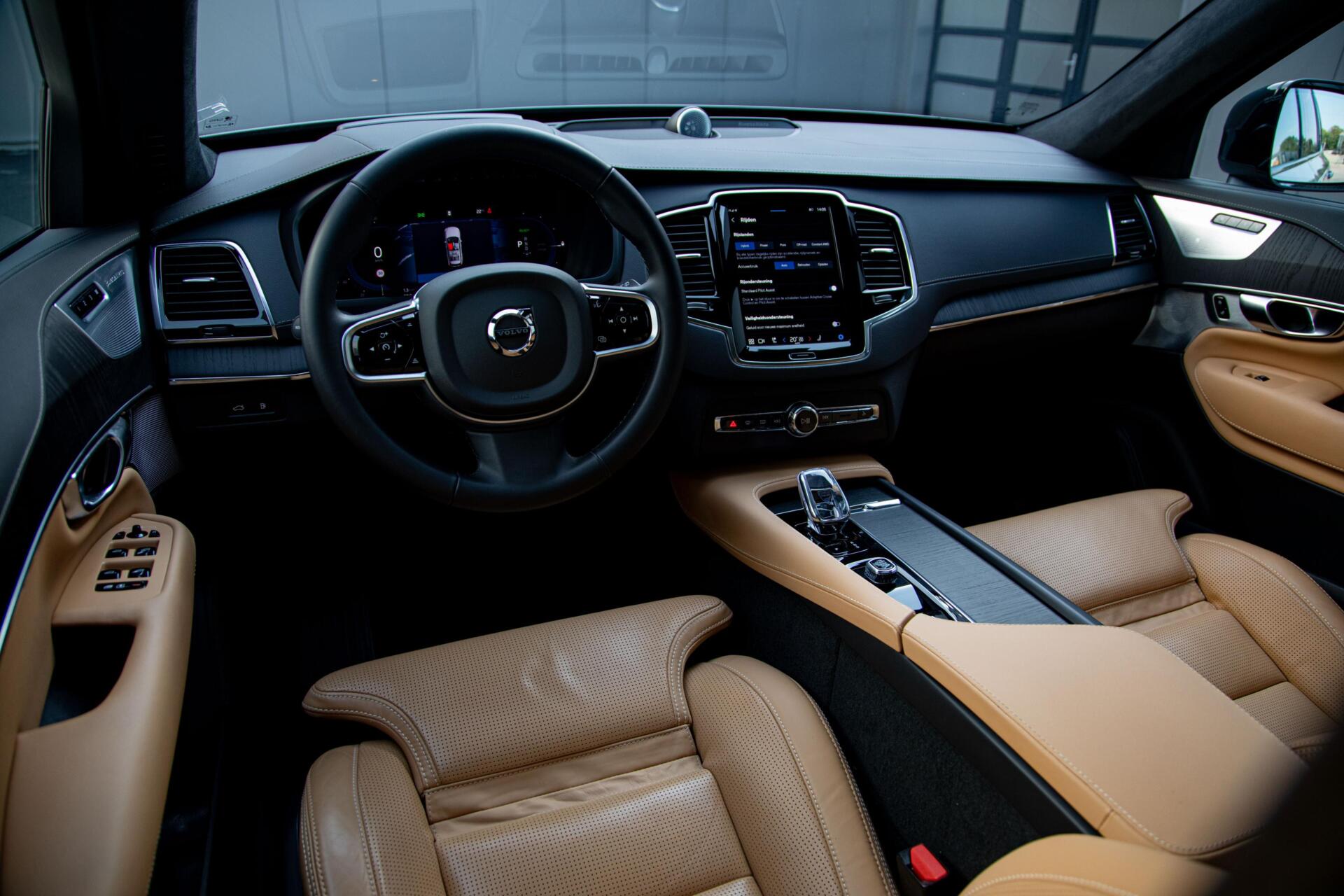 Volvo XC90 2.0 T8 Plug-in hybrid AWD Ultra Dark |Full Option|Luchtvering|Bowers&Wilkins audio