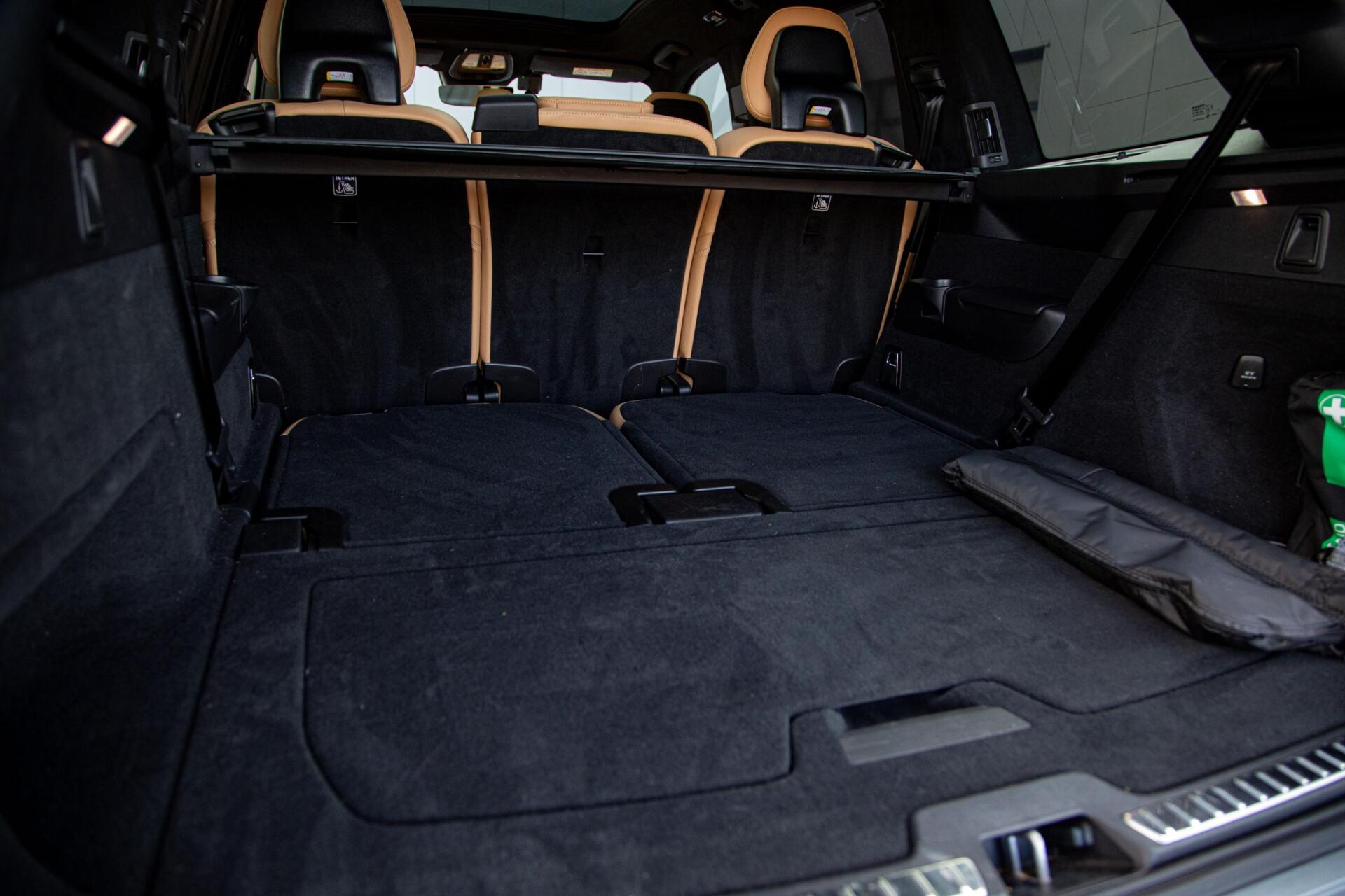 Volvo XC90 2.0 T8 Plug-in hybrid AWD Ultra Dark |Full Option|Luchtvering|Bowers&Wilkins audio