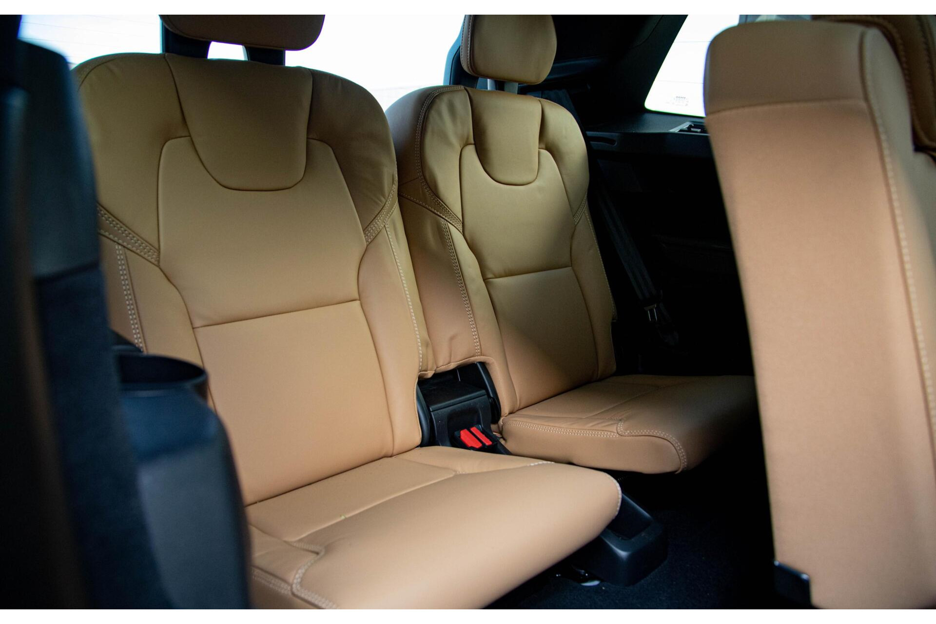 Volvo XC90 2.0 T8 Plug-in hybrid AWD Ultra Dark |Full Option|Luchtvering|Bowers&Wilkins audio