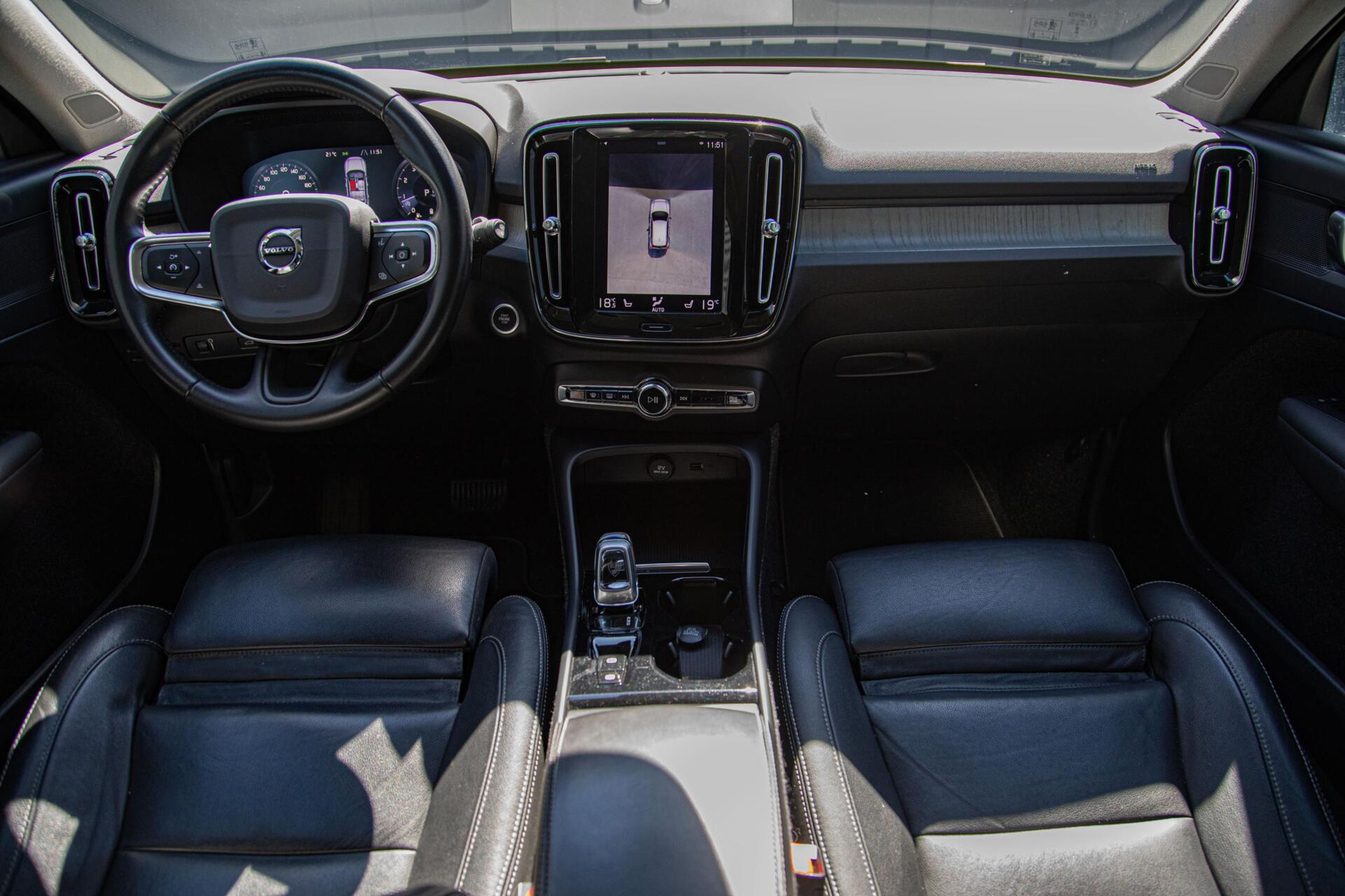 Volvo XC40 2.0 B4 Inscription Trekhaak|Leder|360 camera|Keyless