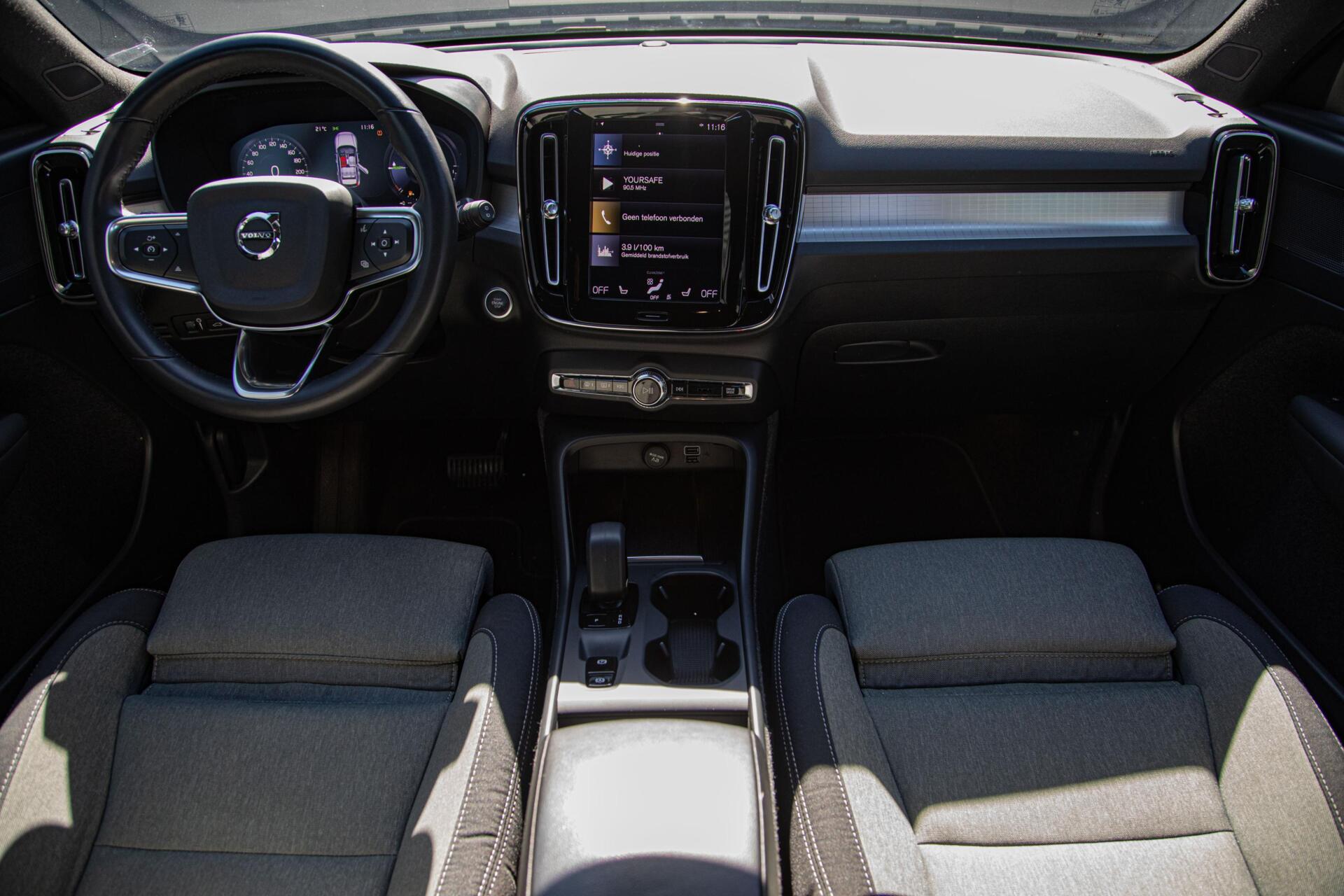 Volvo XC40 1.5 T5 Plug-in hybrid Core Bright Facelift|Keyless|Zit verlenging|MY2023