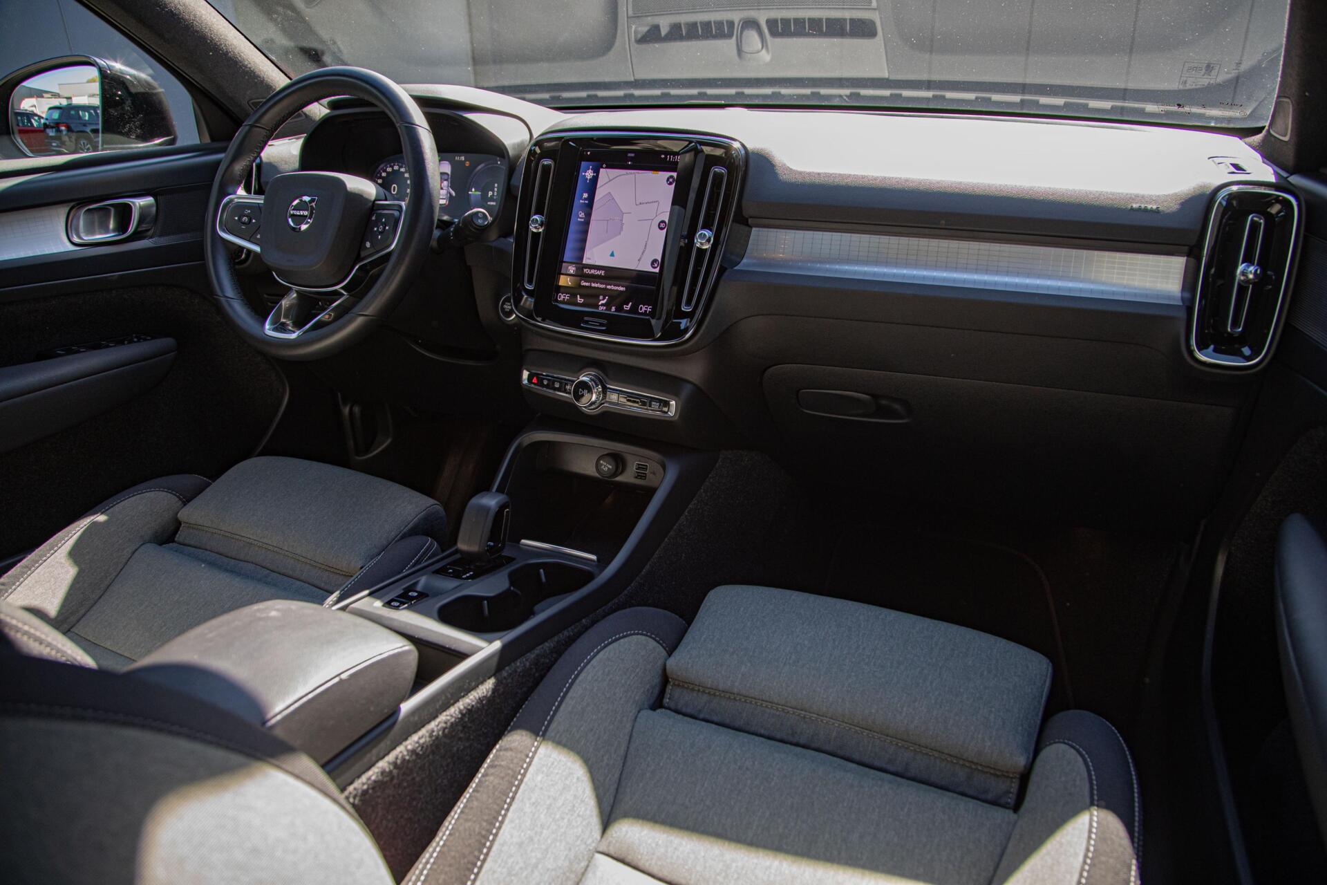 Volvo XC40 1.5 T5 Plug-in hybrid Core Bright Facelift|Keyless|Zit verlenging|MY2023