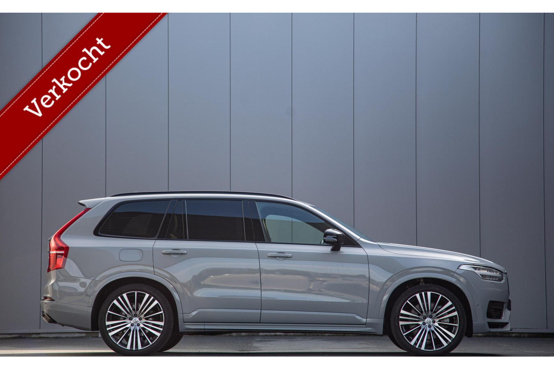 Volvo XC90 - 2.0 T8 Plug-in hybrid AWD Ultra Dark |Full Option|Luchtvering|Bowers&Wilkins audio