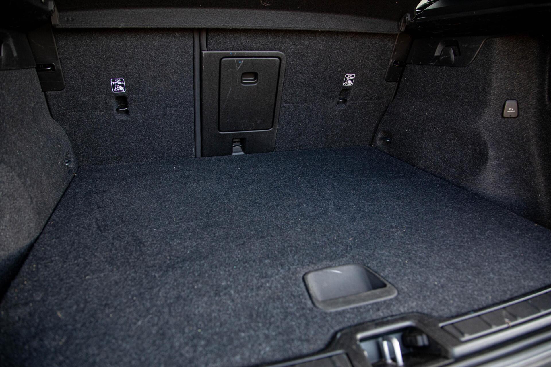 Volvo XC40 1.5 T2 Business Pro 1e Eig|Ori.NL|BLIS|Camera|Keyless|Trekhaak|NAP