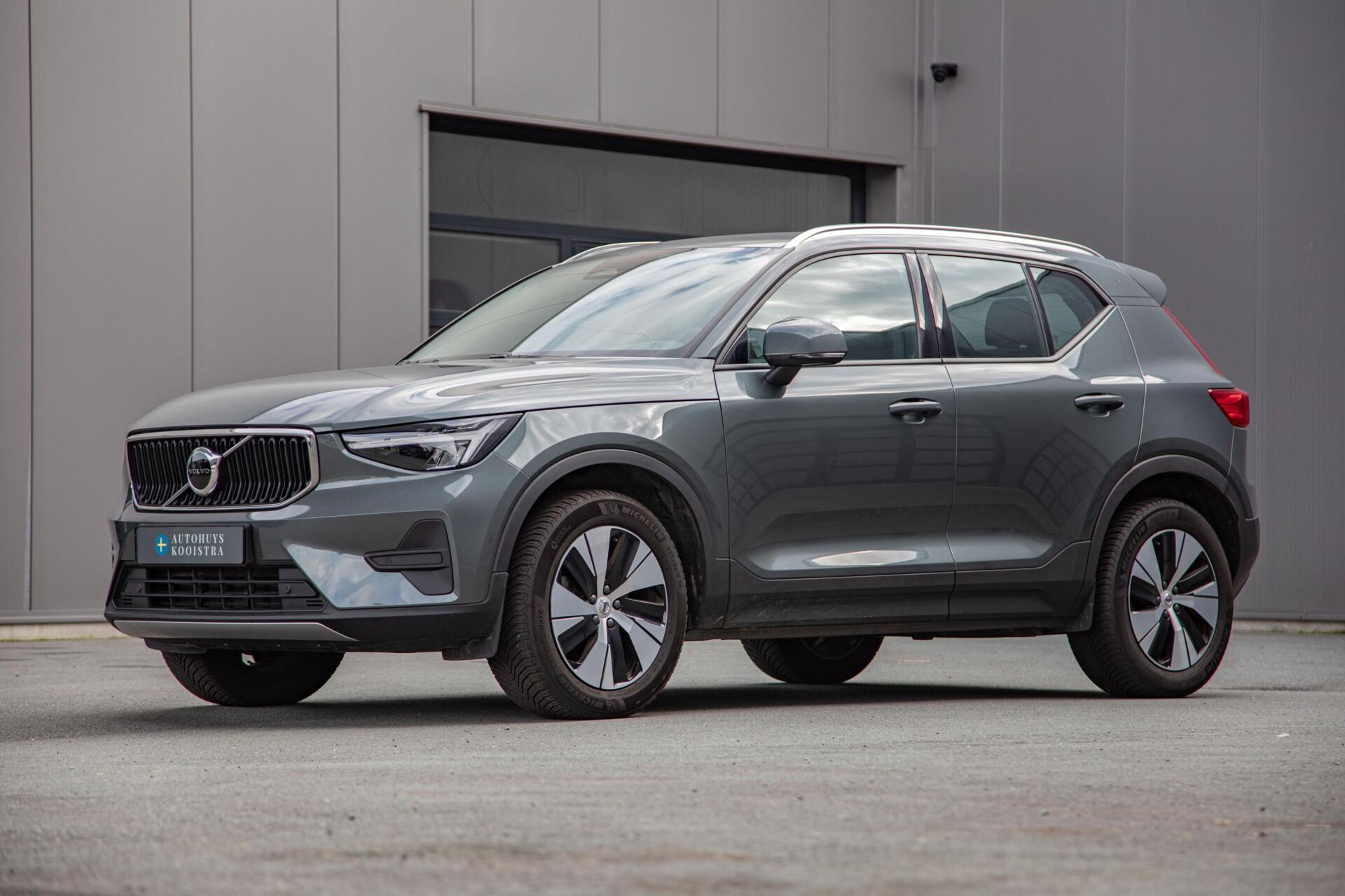 Volvo XC40 2.0 B3 Core MY2026|Leder|Keyless|PDC|Camera|Carplay