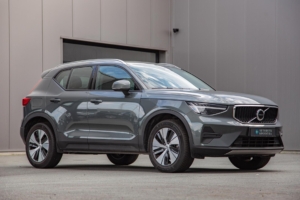 Volvo XC40 2.0 B3 Core MY2026|Leder|Keyless|PDC|Camera|Carplay