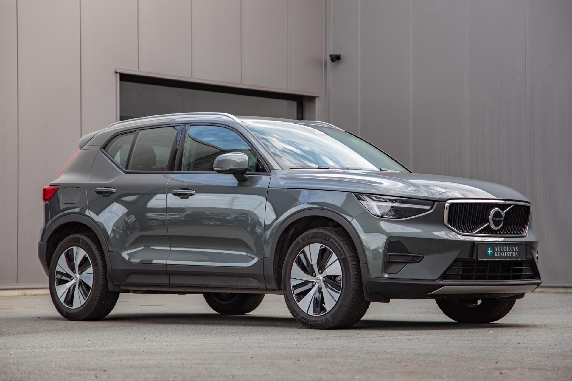 Volvo XC40 2.0 B3 Core MY2026|Leder|Keyless|PDC|Camera|Carplay
