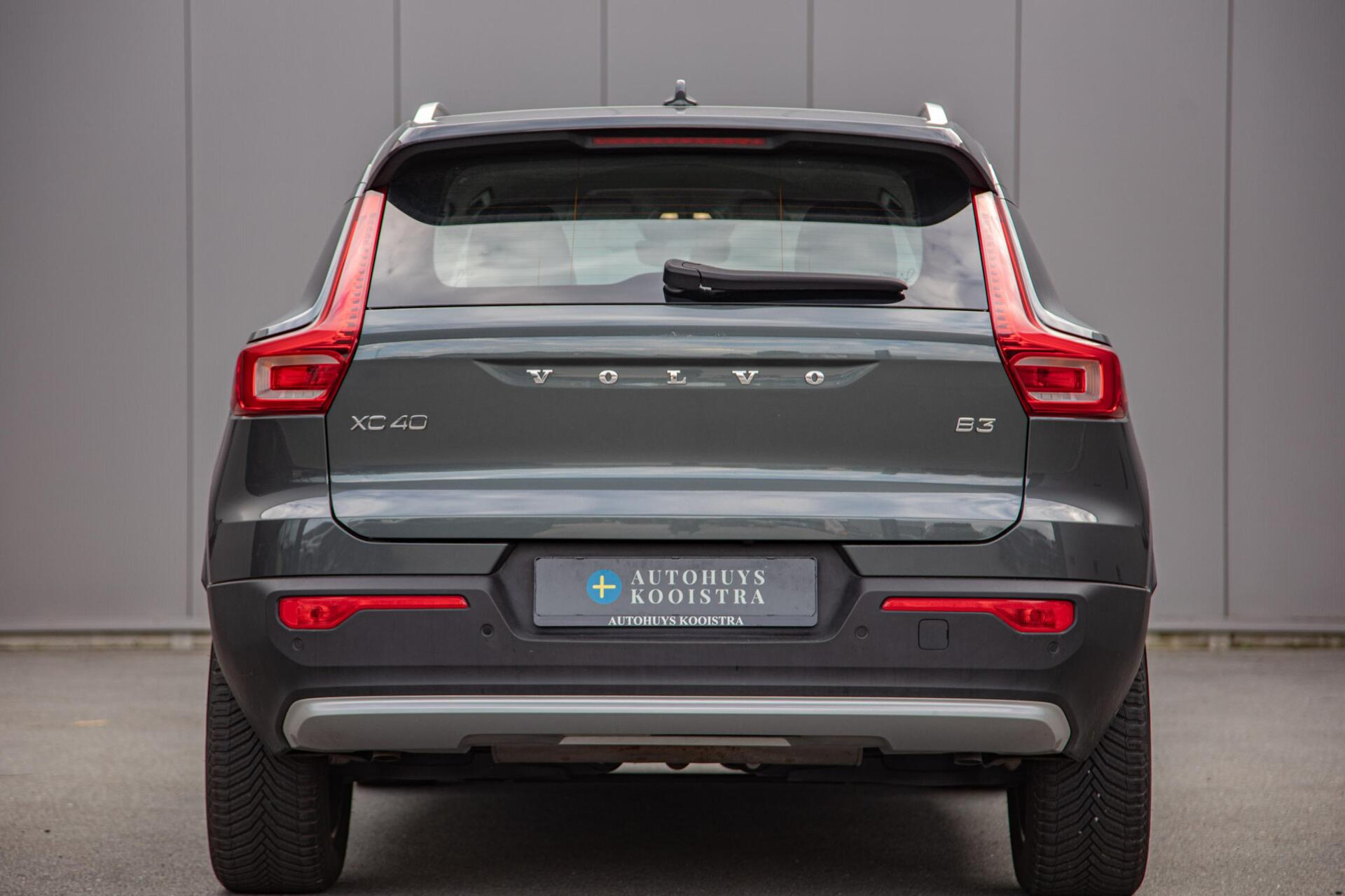 Volvo XC40 2.0 B3 Core MY2026|Leder|Keyless|PDC|Camera|Carplay