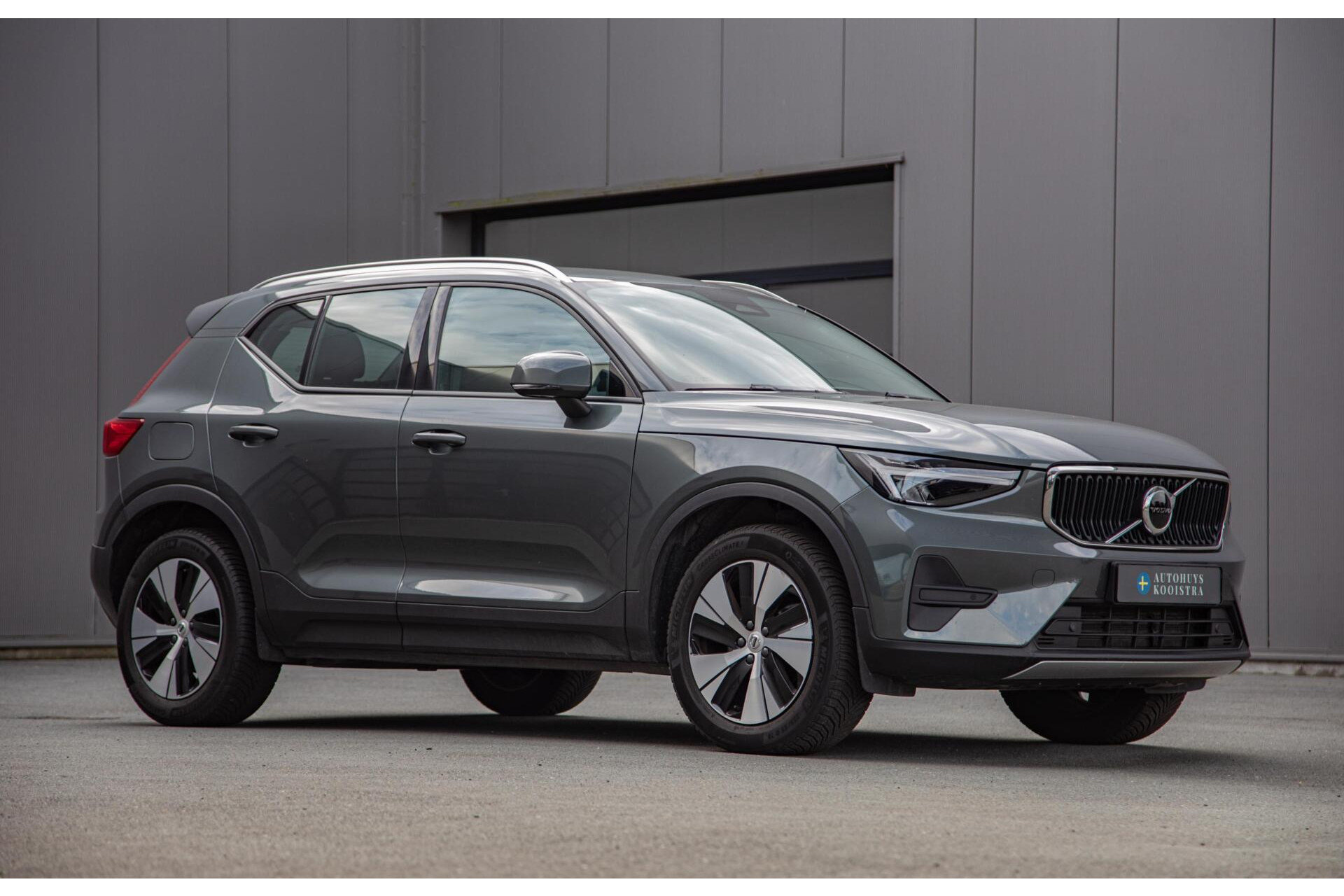 Volvo XC40 2.0 B3 Core MY2026|Leder|Keyless|PDC|Camera|Carplay