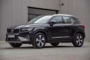 Volvo XC40 2.0 B3 Core MY2026|Leder|Keyless|PDC|Camera|Carplay