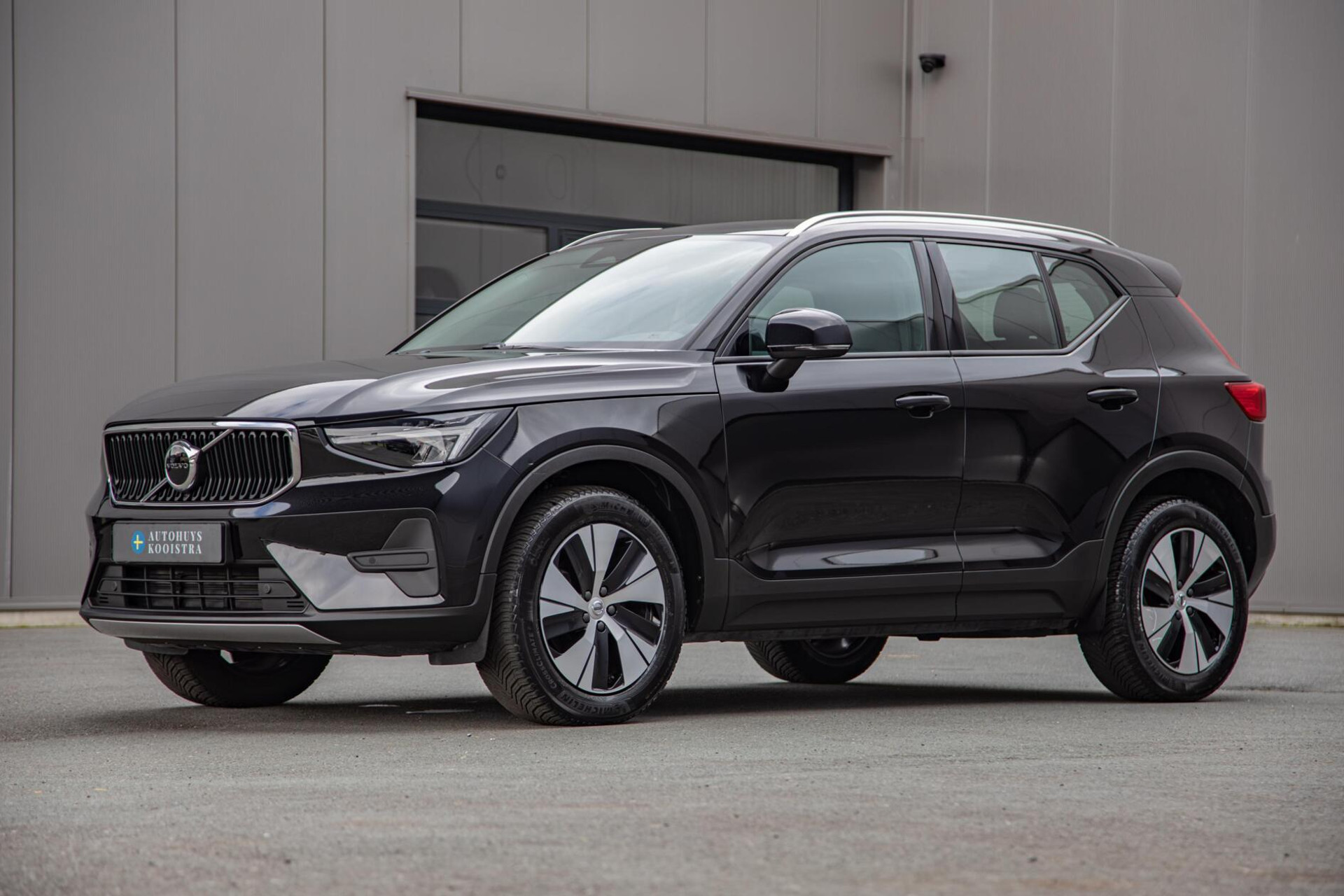 Volvo XC40 2.0 B3 Core MY2026|Leder|Keyless|PDC|Camera|Carplay