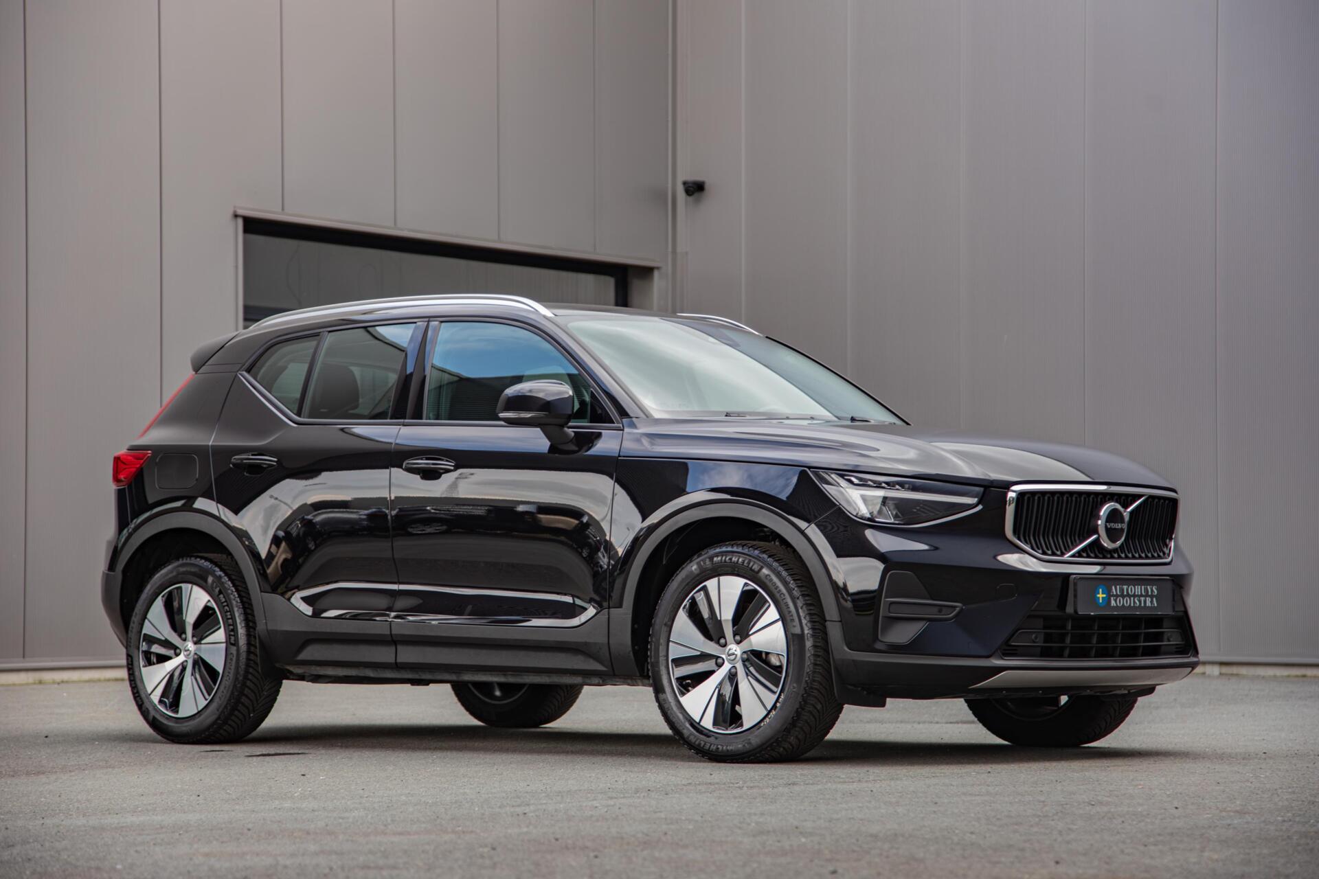 Volvo XC40 2.0 B3 Core MY2026|Leder|Keyless|PDC|Camera|Carplay