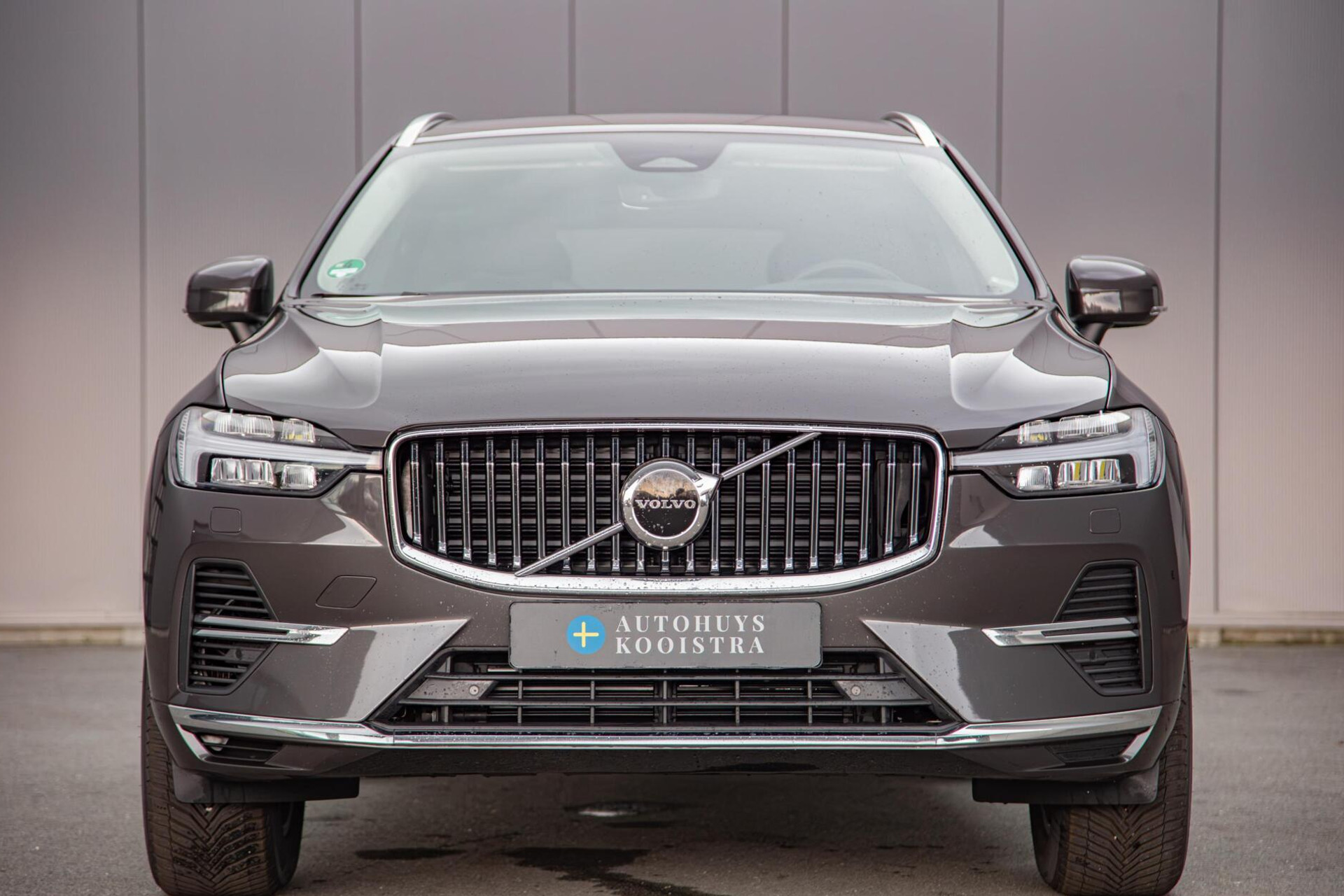 Volvo XC60 2.0 T6 Plug-in hybrid AWD Core Bright Pano|Trekhaak