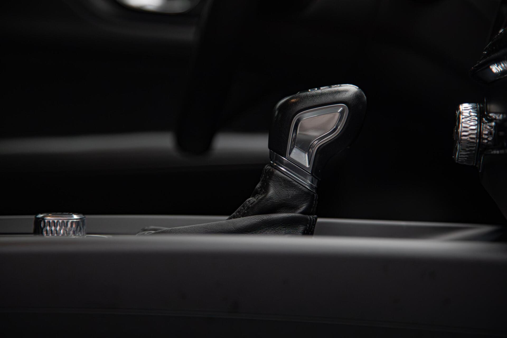 Volvo V60 2.0 T4 Momentum Pro Ori.NL|Trekhaak|Carplay|2e Eig
