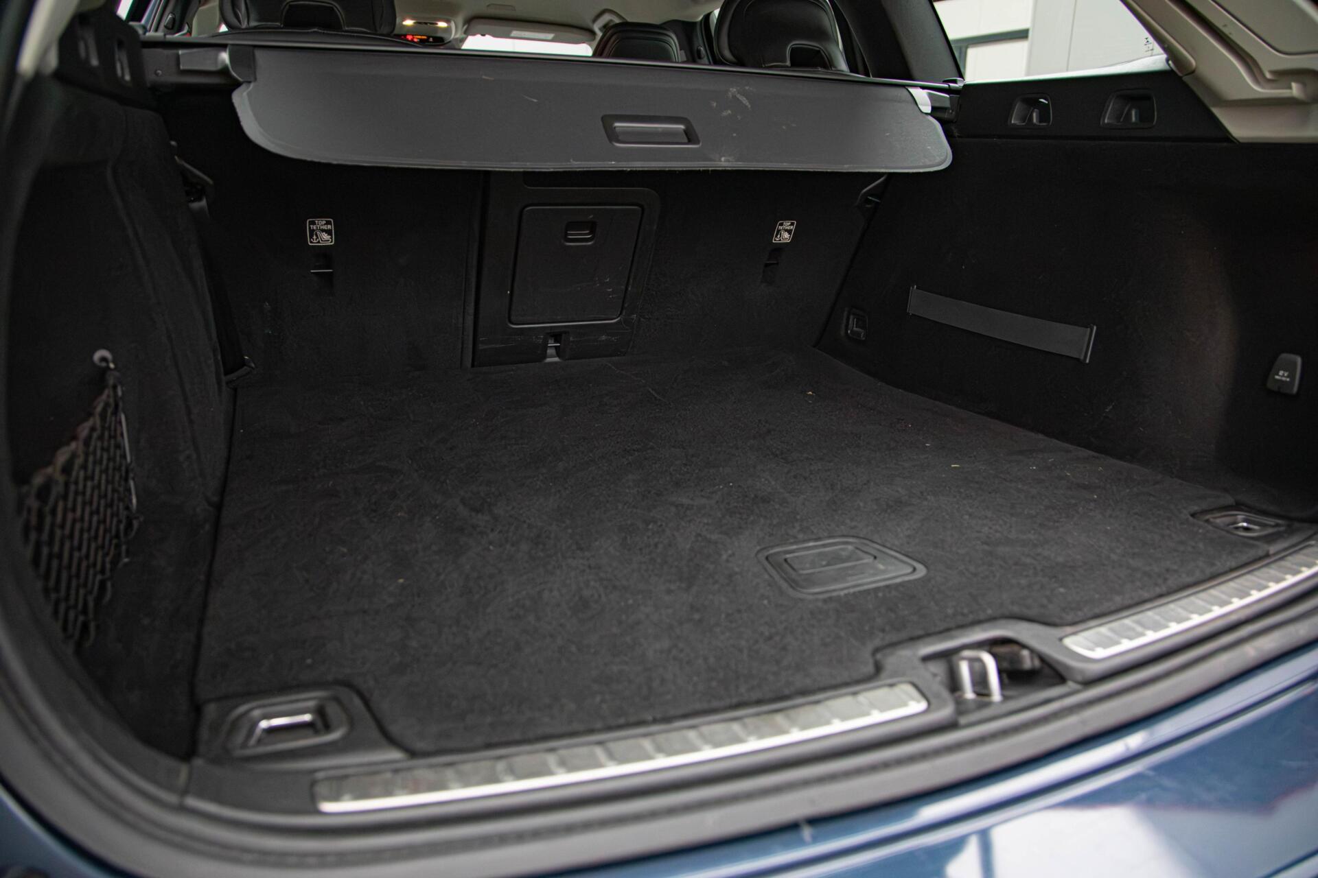 Volvo V60 2.0 T4 Momentum Pro Ori.NL|Trekhaak|Carplay|2e Eig