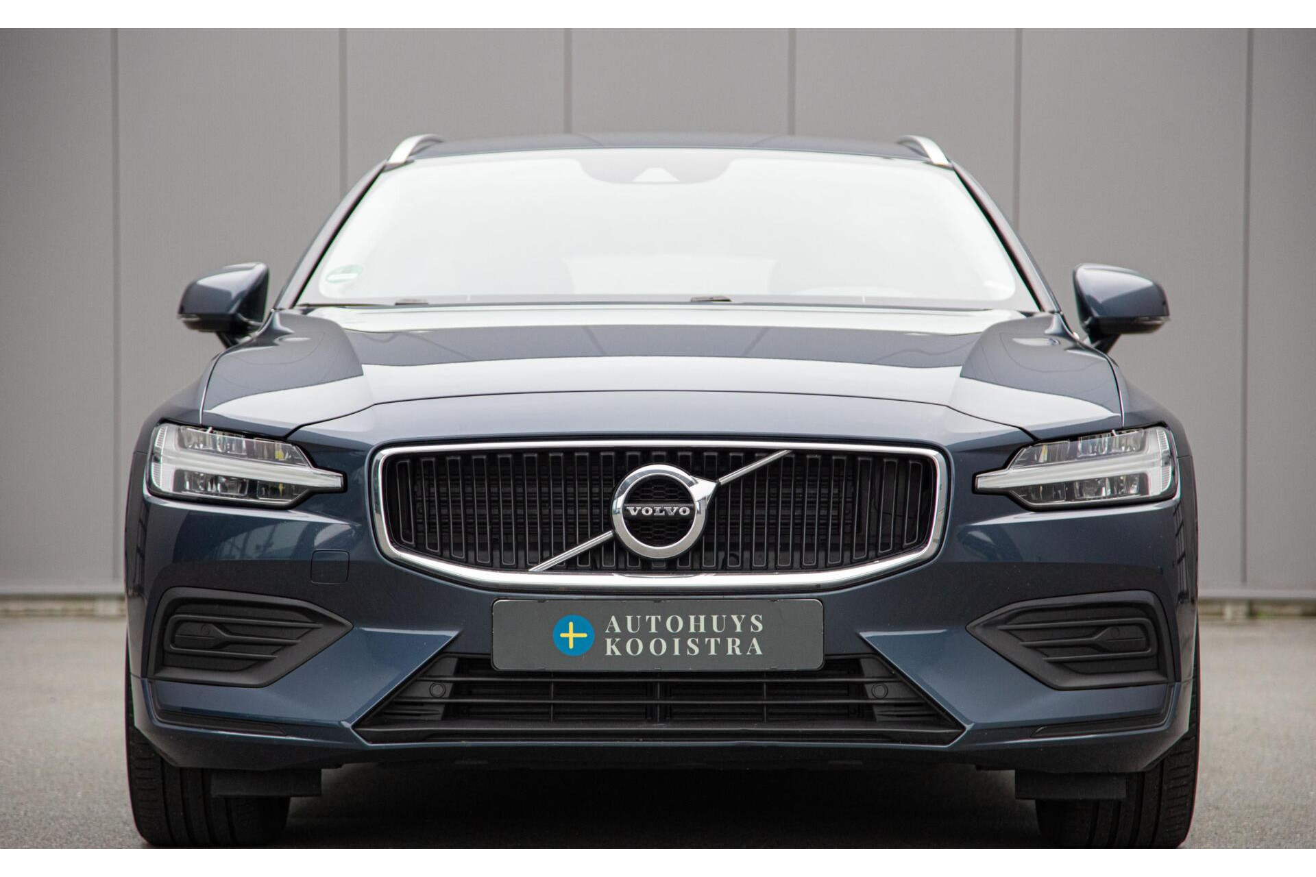 Volvo V60 2.0 T4 Momentum Pro Ori.NL|Trekhaak|Carplay|2e Eig